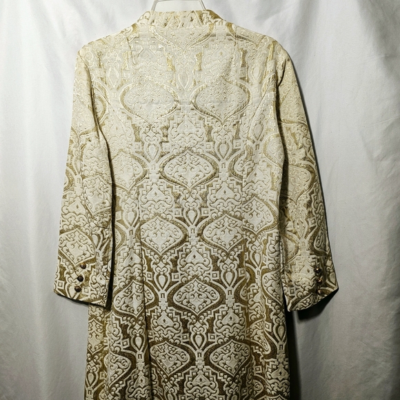 Vintage MCM Evelyn Pearson Lounging Robe Cover-up Cream w/Gold Metallic - Picture 9 of 11